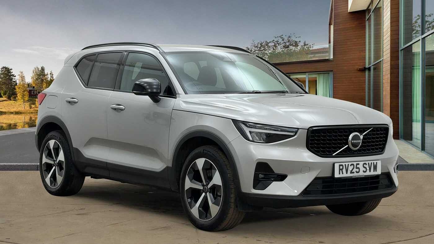 Main listing image - Volvo XC40