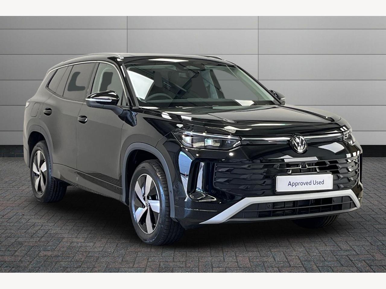 Main listing image - Volkswagen Tayron