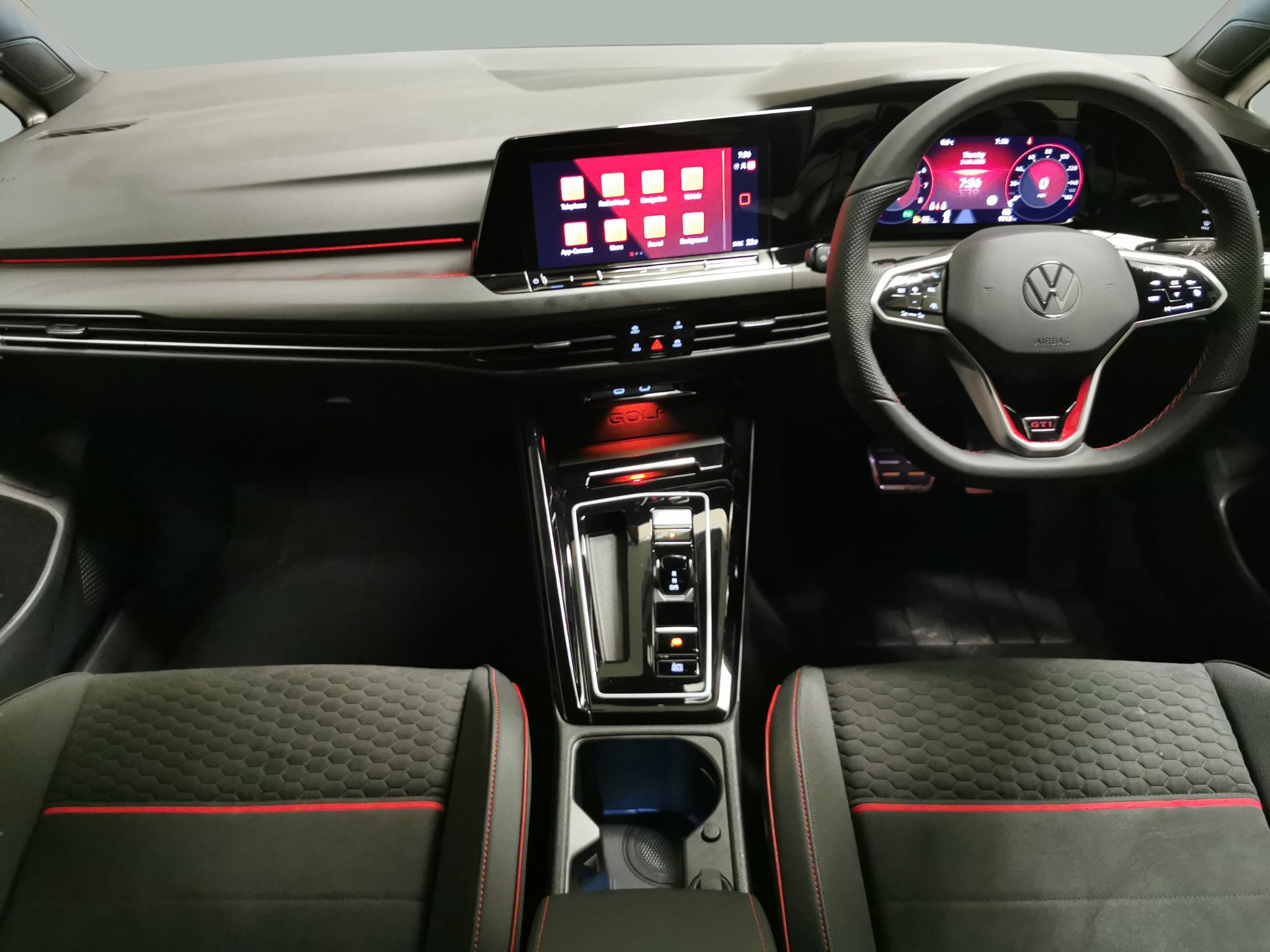 Main listing image - Volkswagen Golf GTI