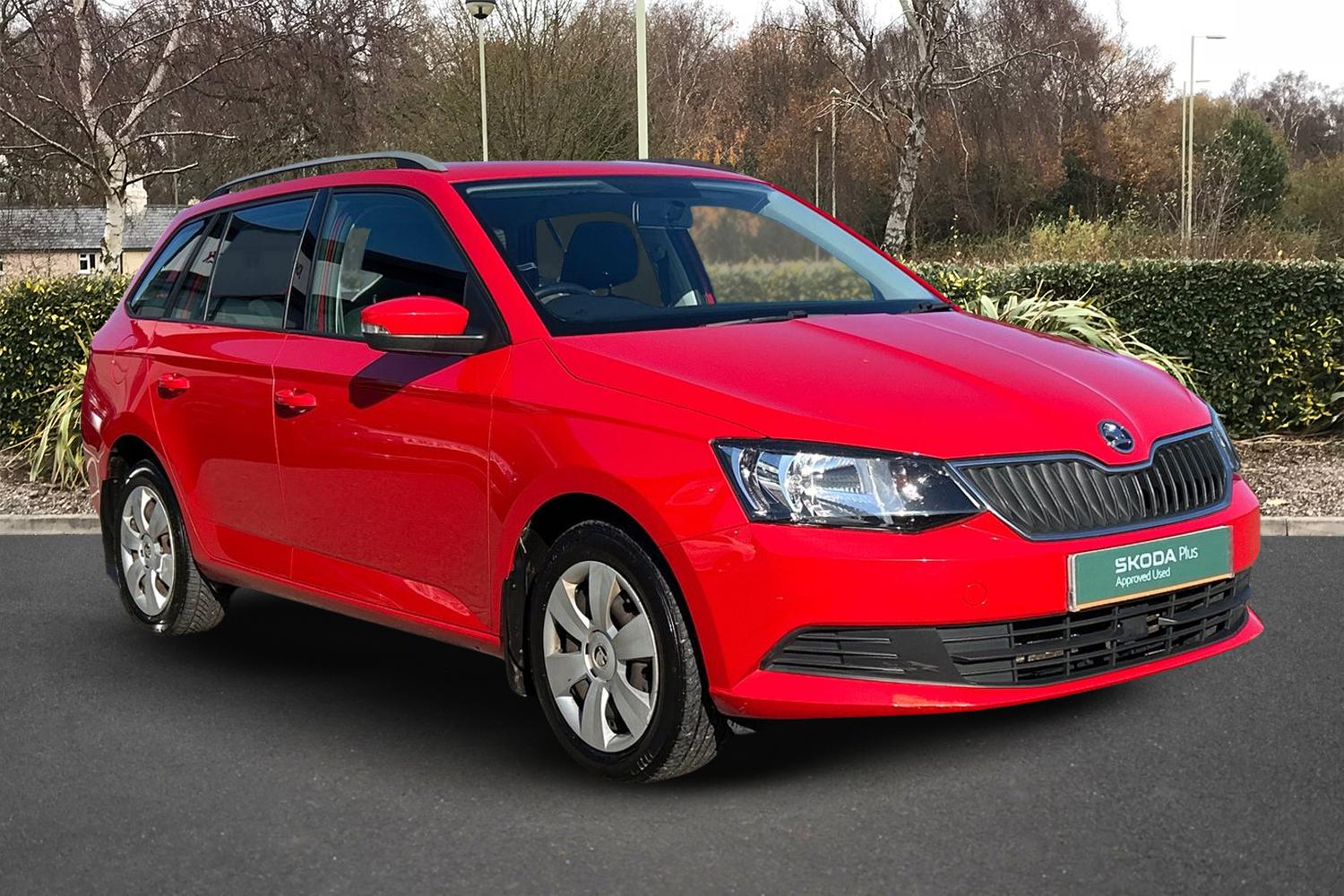 Main listing image - Skoda Fabia Estate