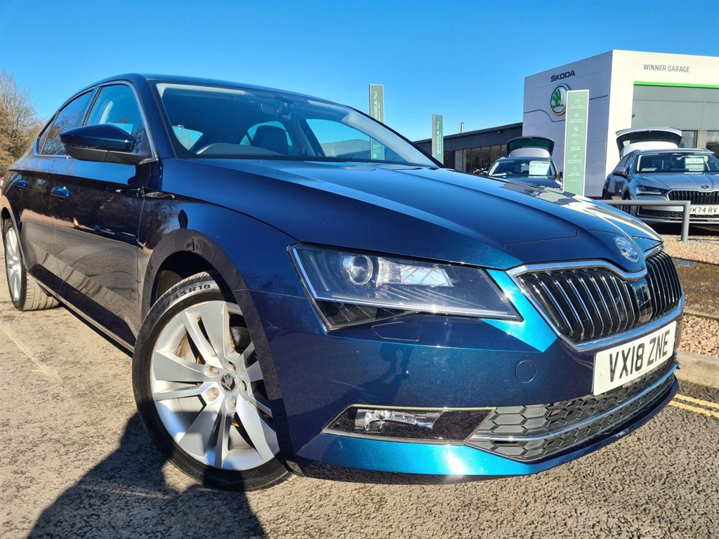 Main listing image - Skoda Superb