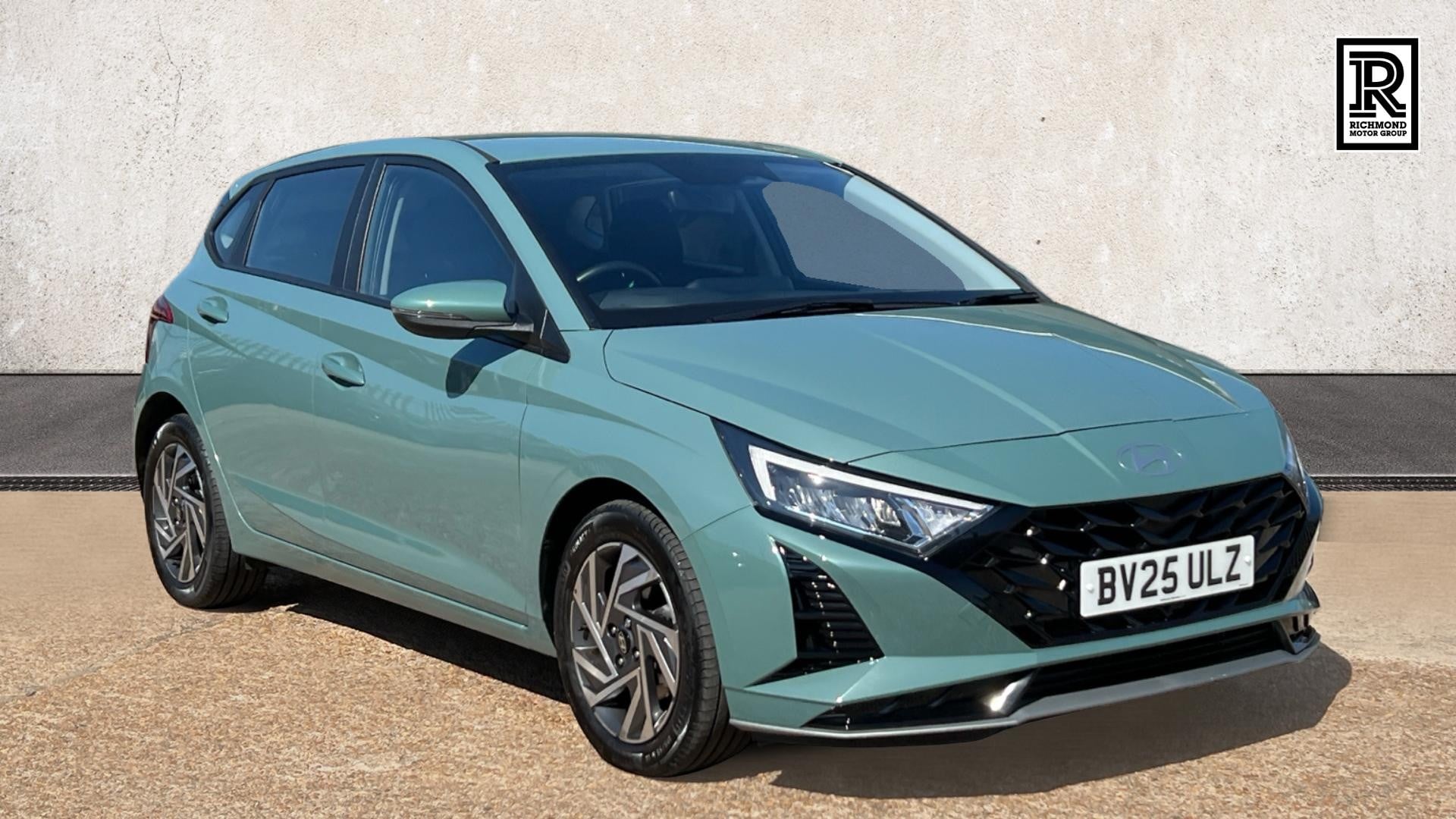 Main listing image - Hyundai i20