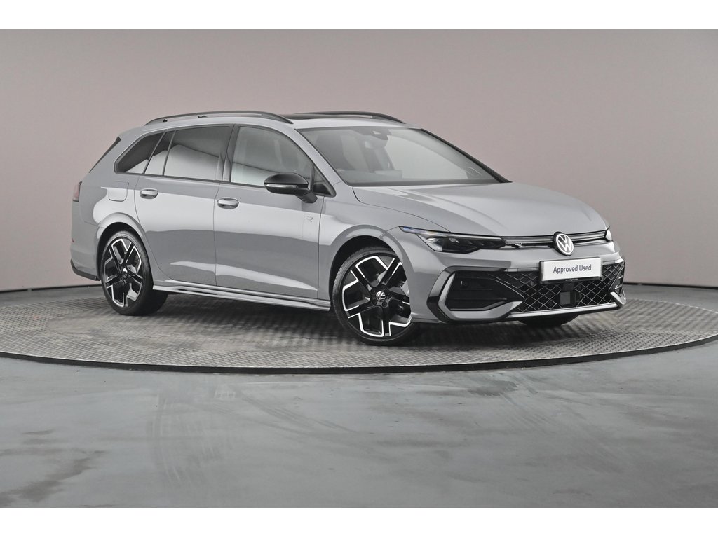 Main listing image - Volkswagen Golf Estate