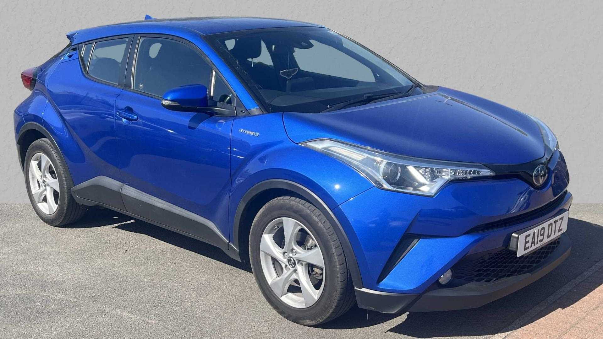 Main listing image - Toyota C-HR