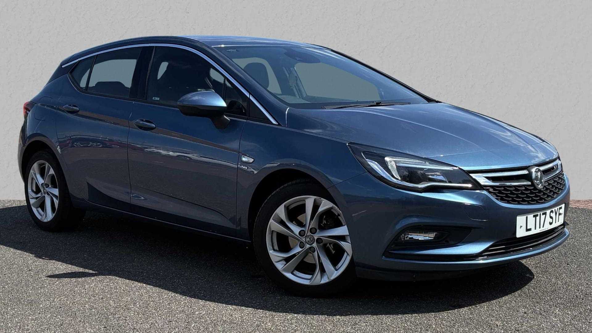 Main listing image - Vauxhall Astra
