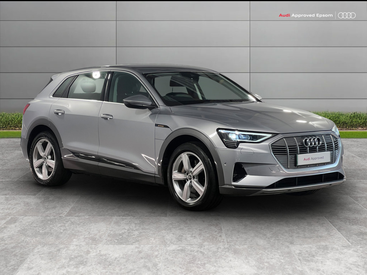 Main listing image - Audi e-tron