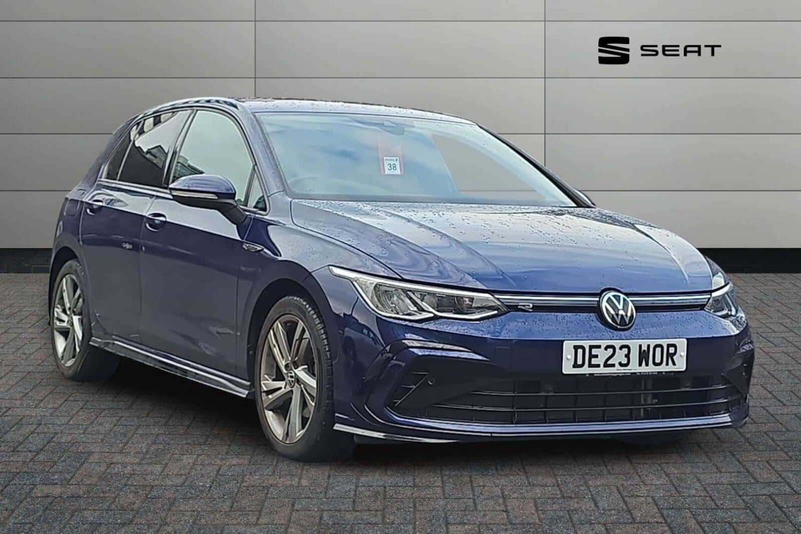 Main listing image - Volkswagen Golf