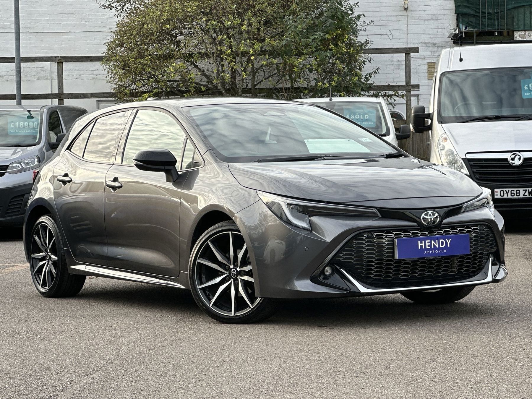 Main listing image - Toyota Corolla