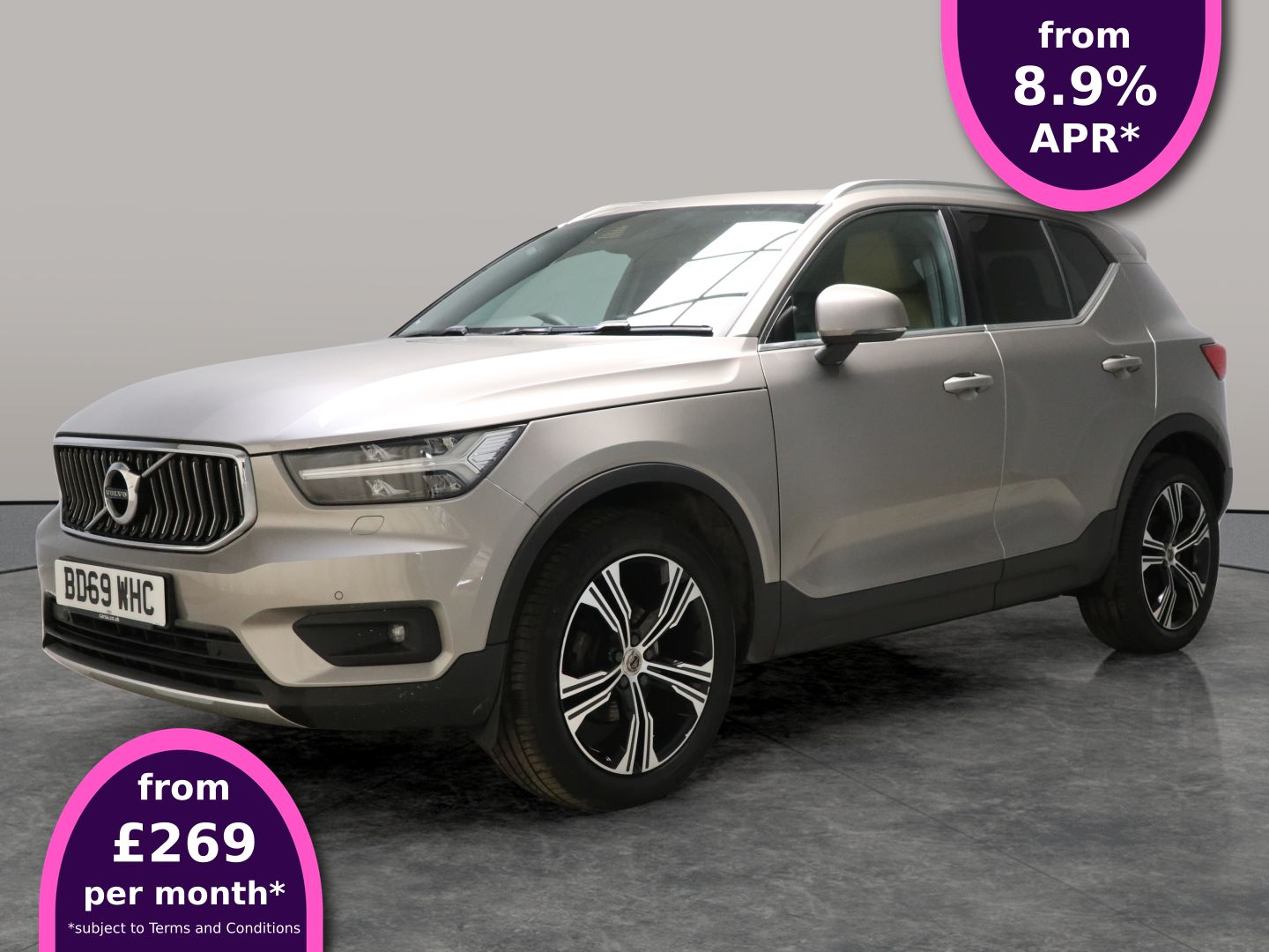 Main listing image - Volvo XC40