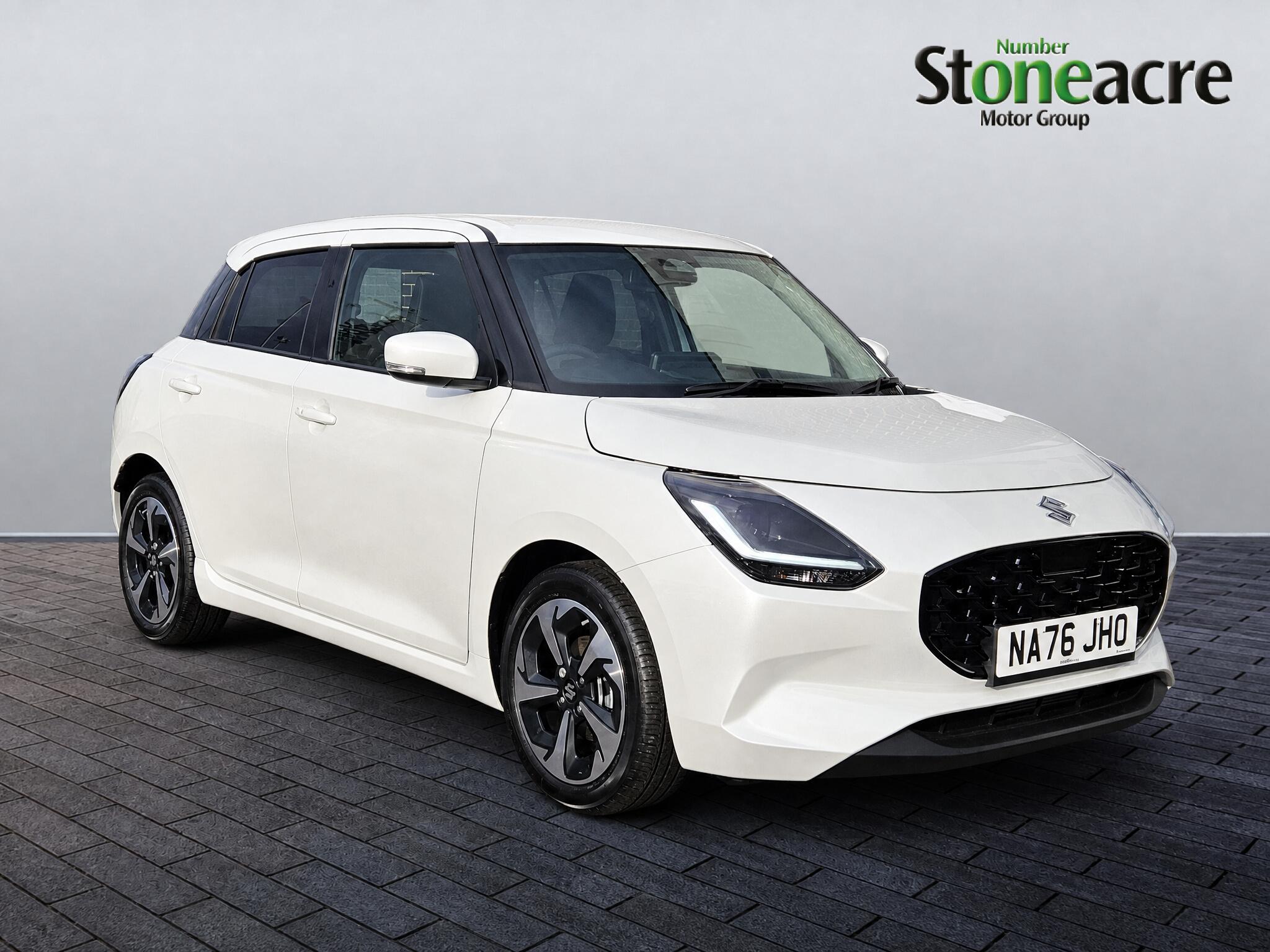 Main listing image - Suzuki Swift