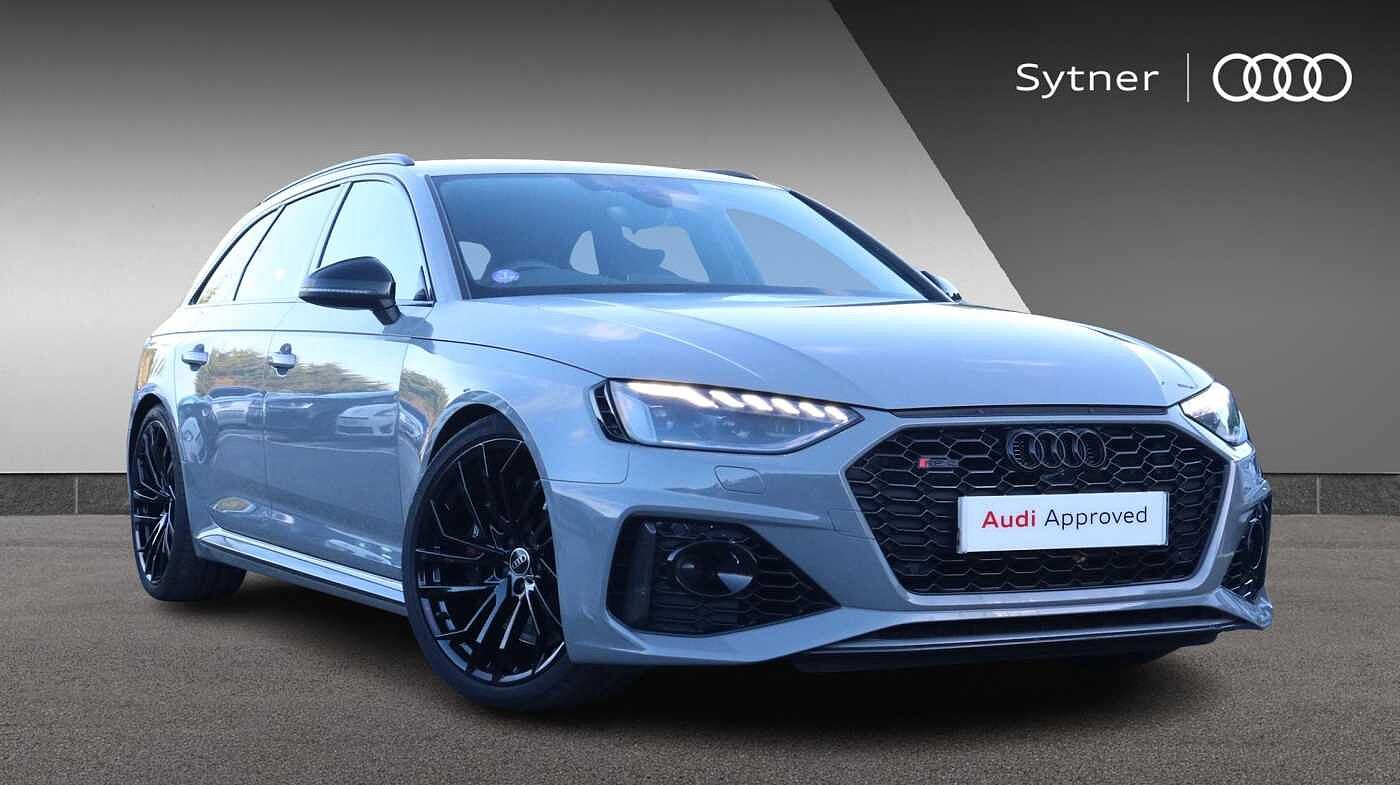 Main listing image - Audi RS4