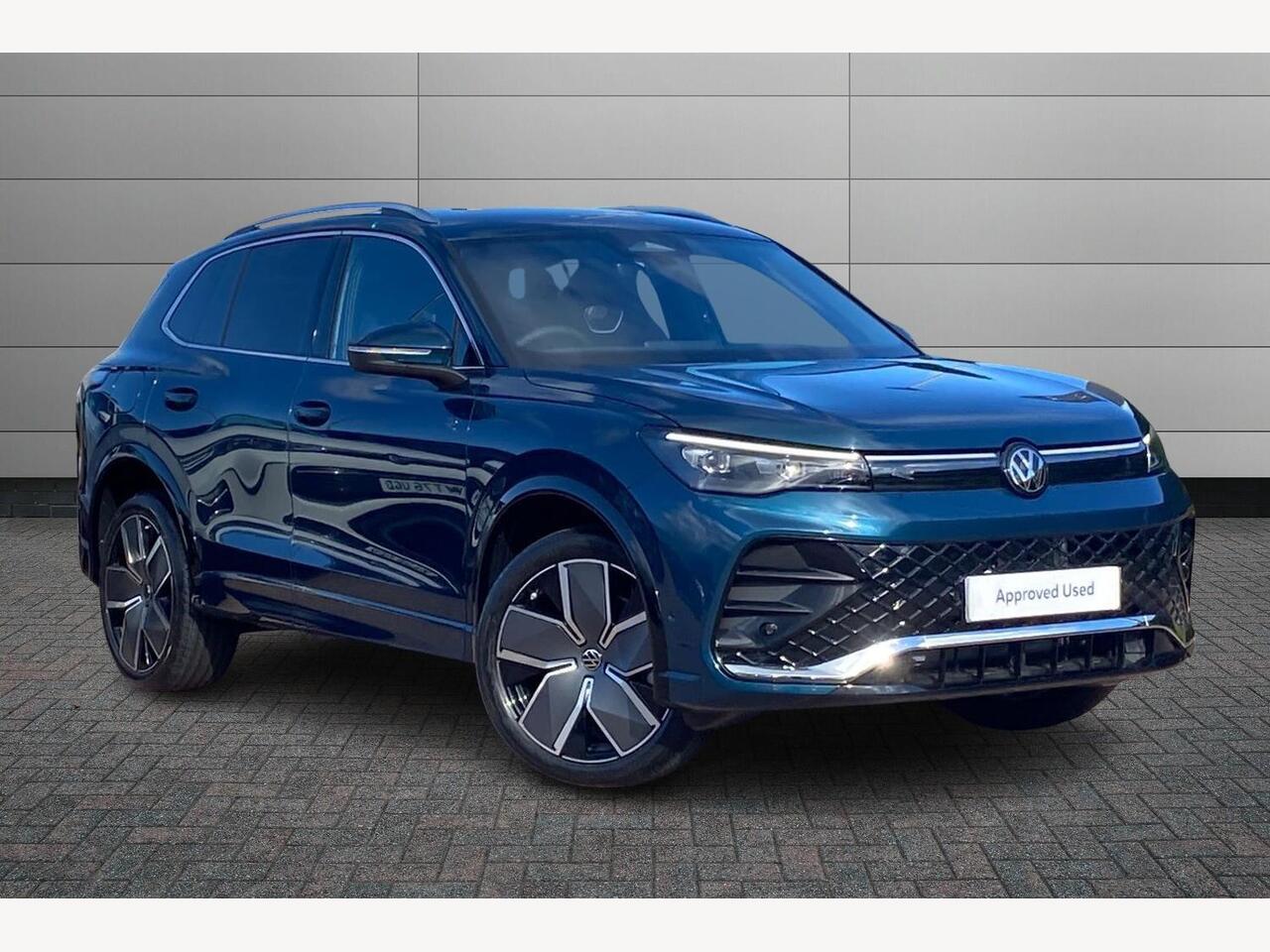 Main listing image - Volkswagen Tiguan