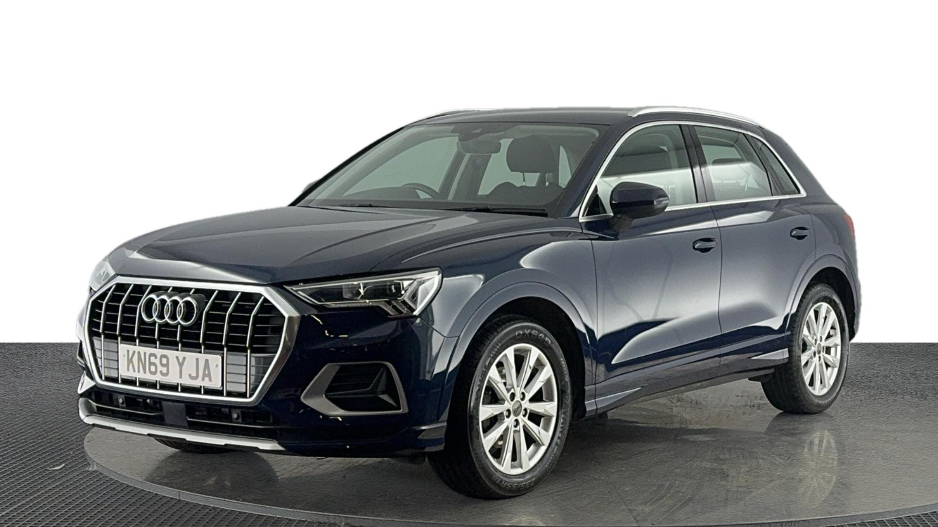 Main listing image - Audi Q3