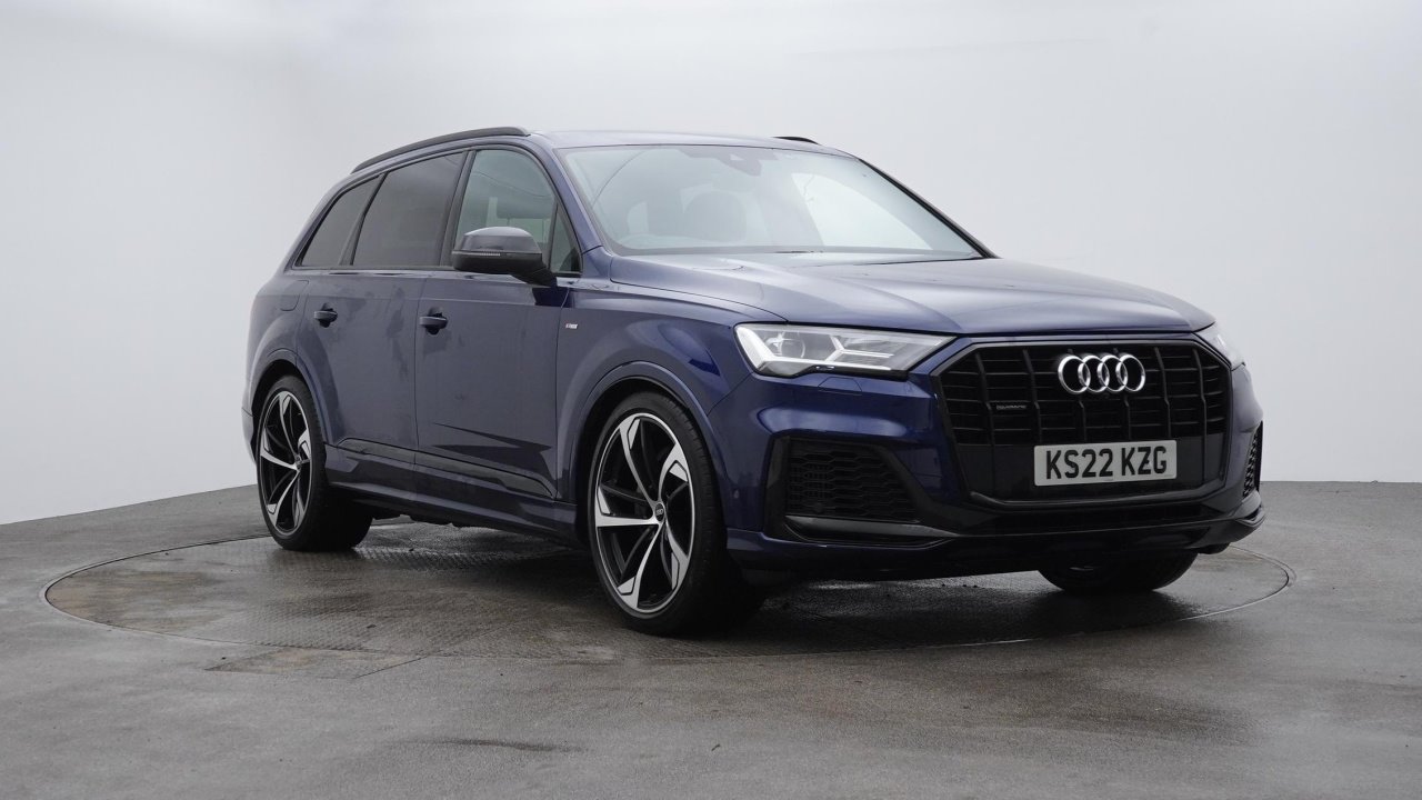 Main listing image - Audi Q7