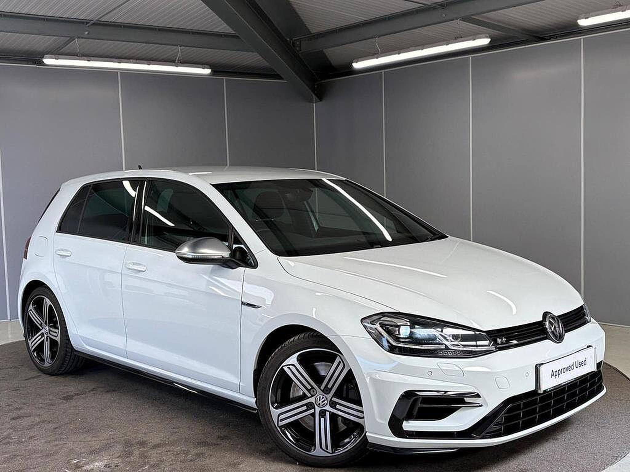 Main listing image - Volkswagen Golf R