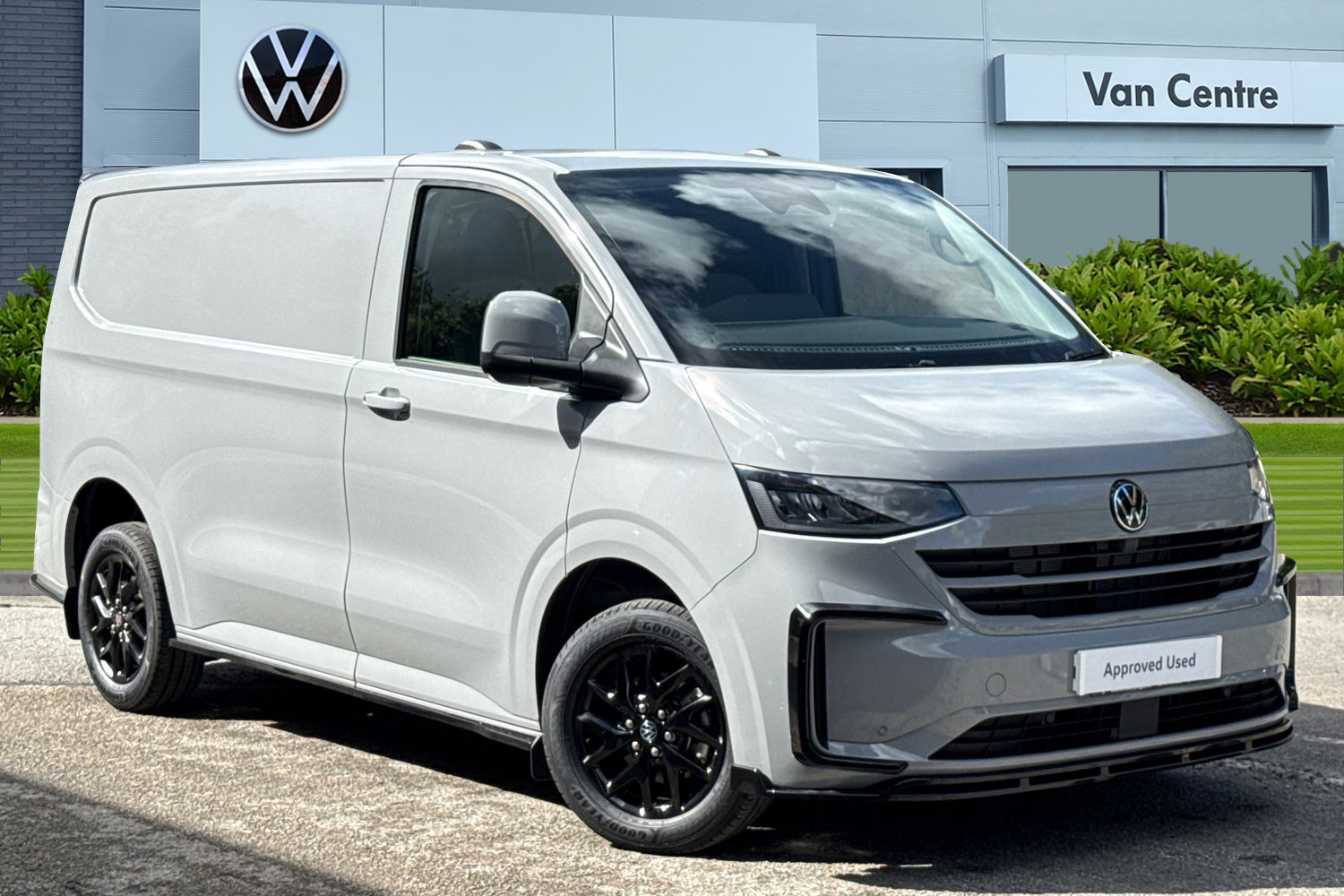 Main listing image - Volkswagen Transporter