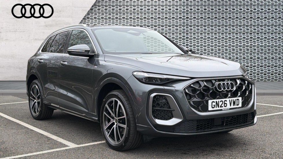 Main listing image - Audi Q5