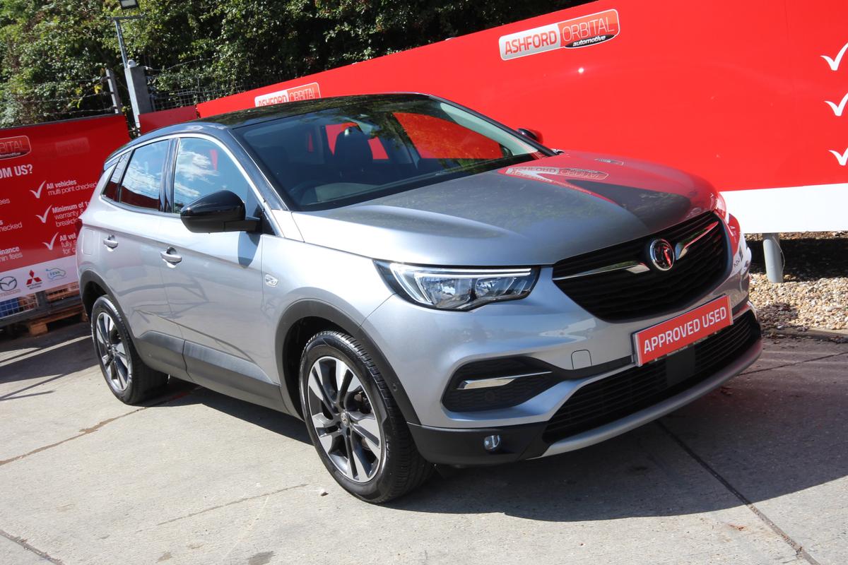 Main listing image - Vauxhall Grandland X