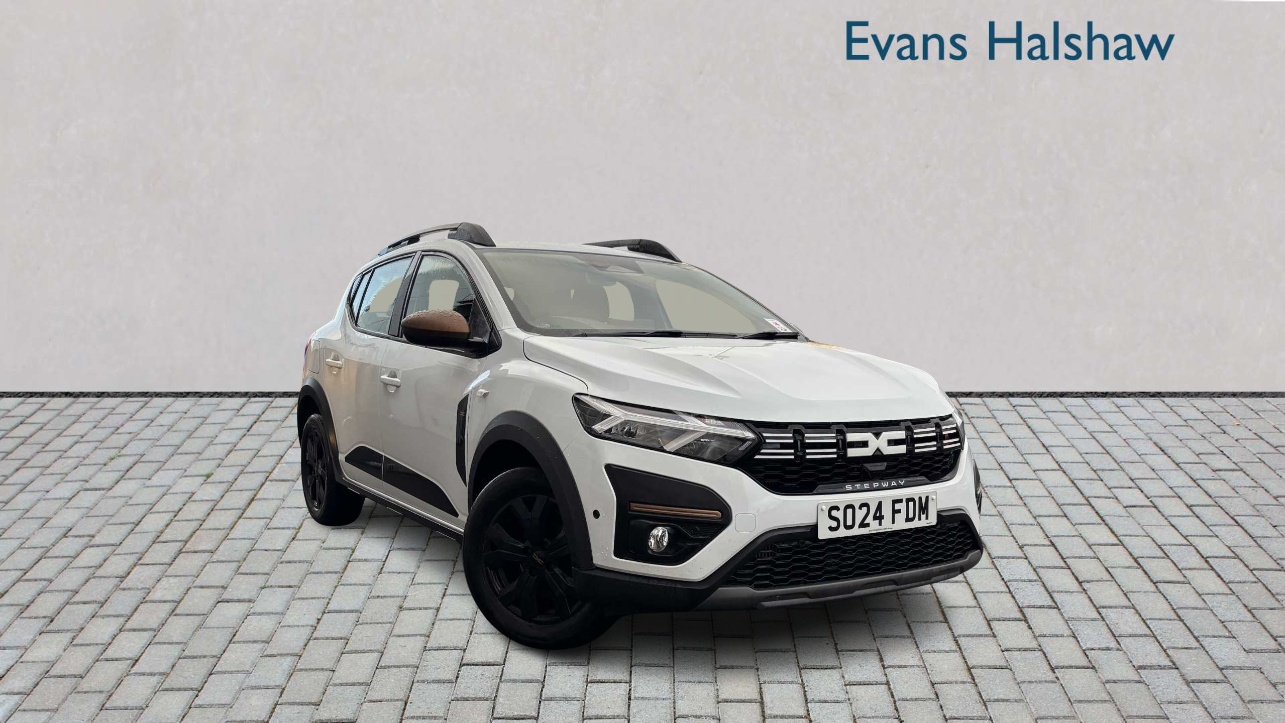 Main listing image - Dacia Sandero Stepway