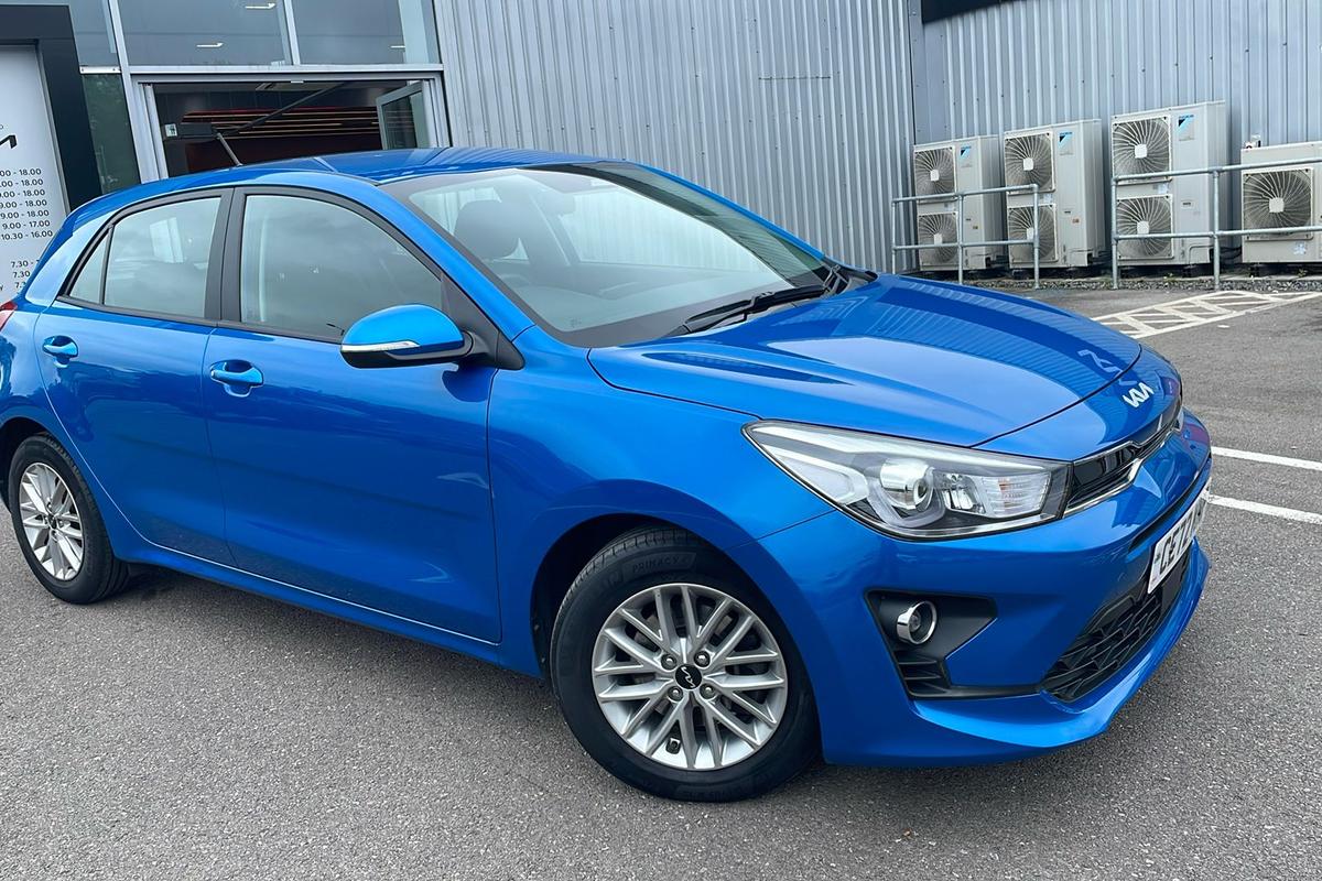 Main listing image - Kia Rio