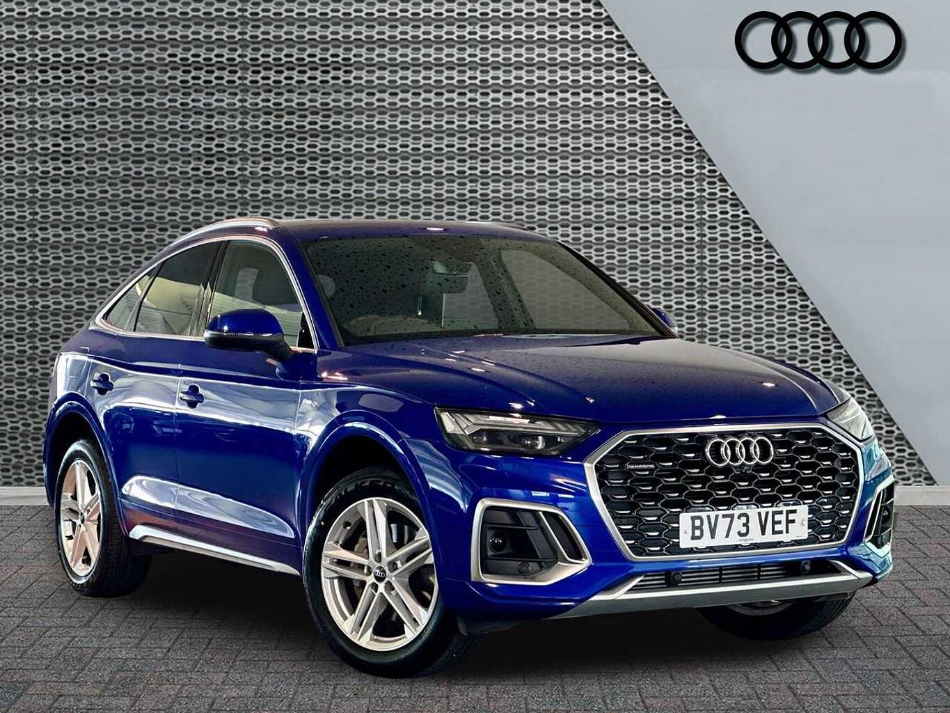 Main listing image - Audi Q5 Sportback