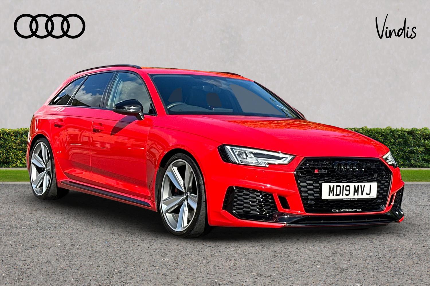 Main listing image - Audi RS4