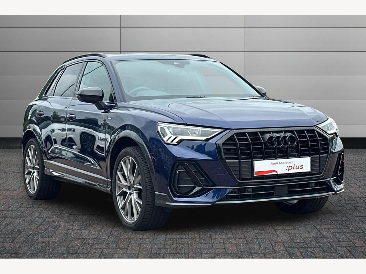Main listing image - Audi Q3