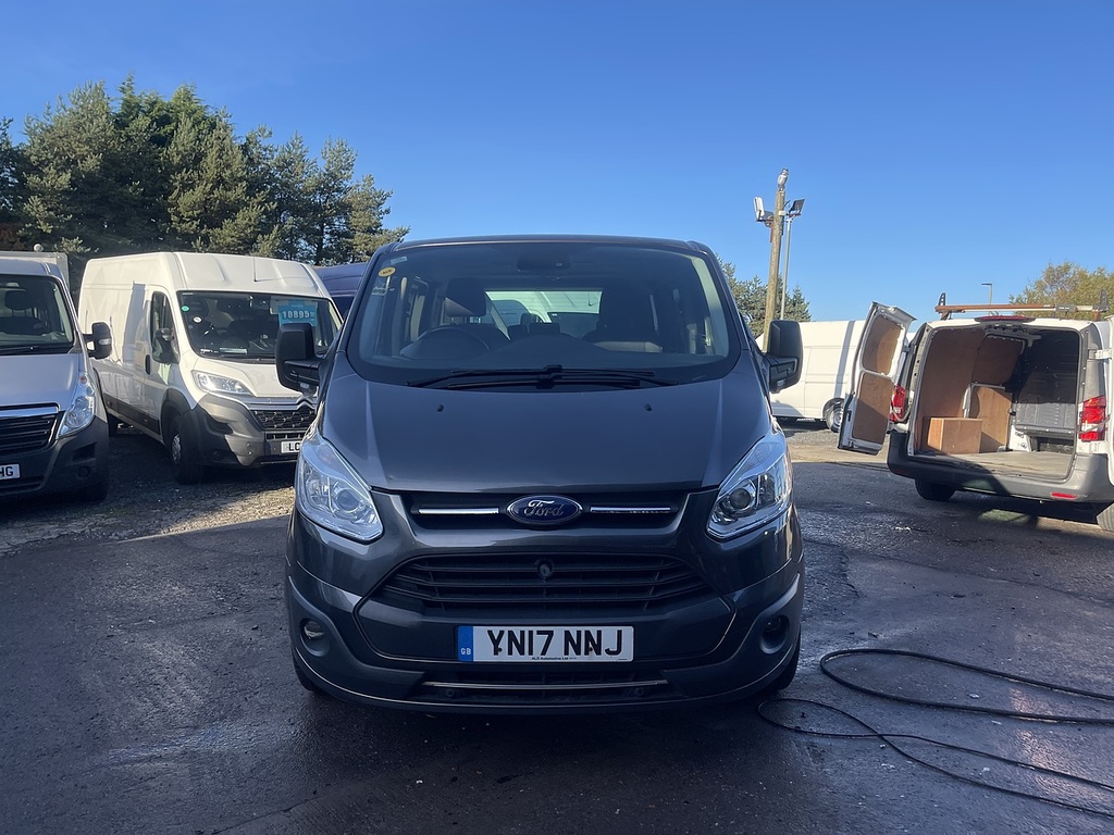 Main listing image - Ford Tourneo Custom