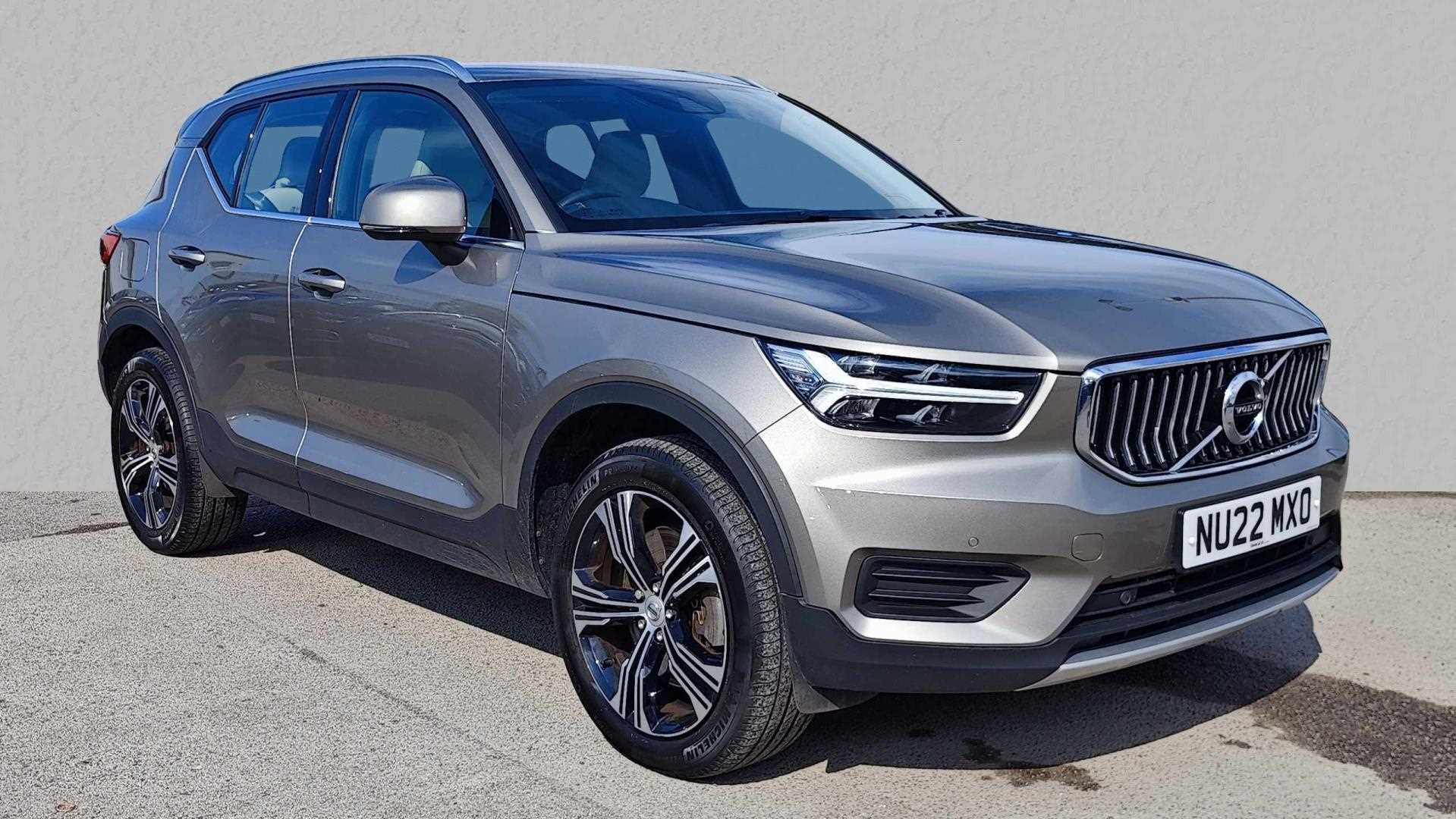 Main listing image - Volvo XC40 Recharge