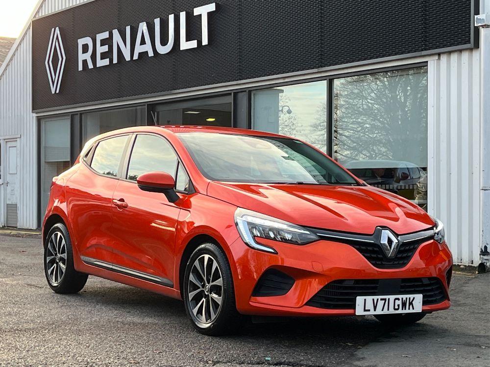 Main listing image - Renault Clio