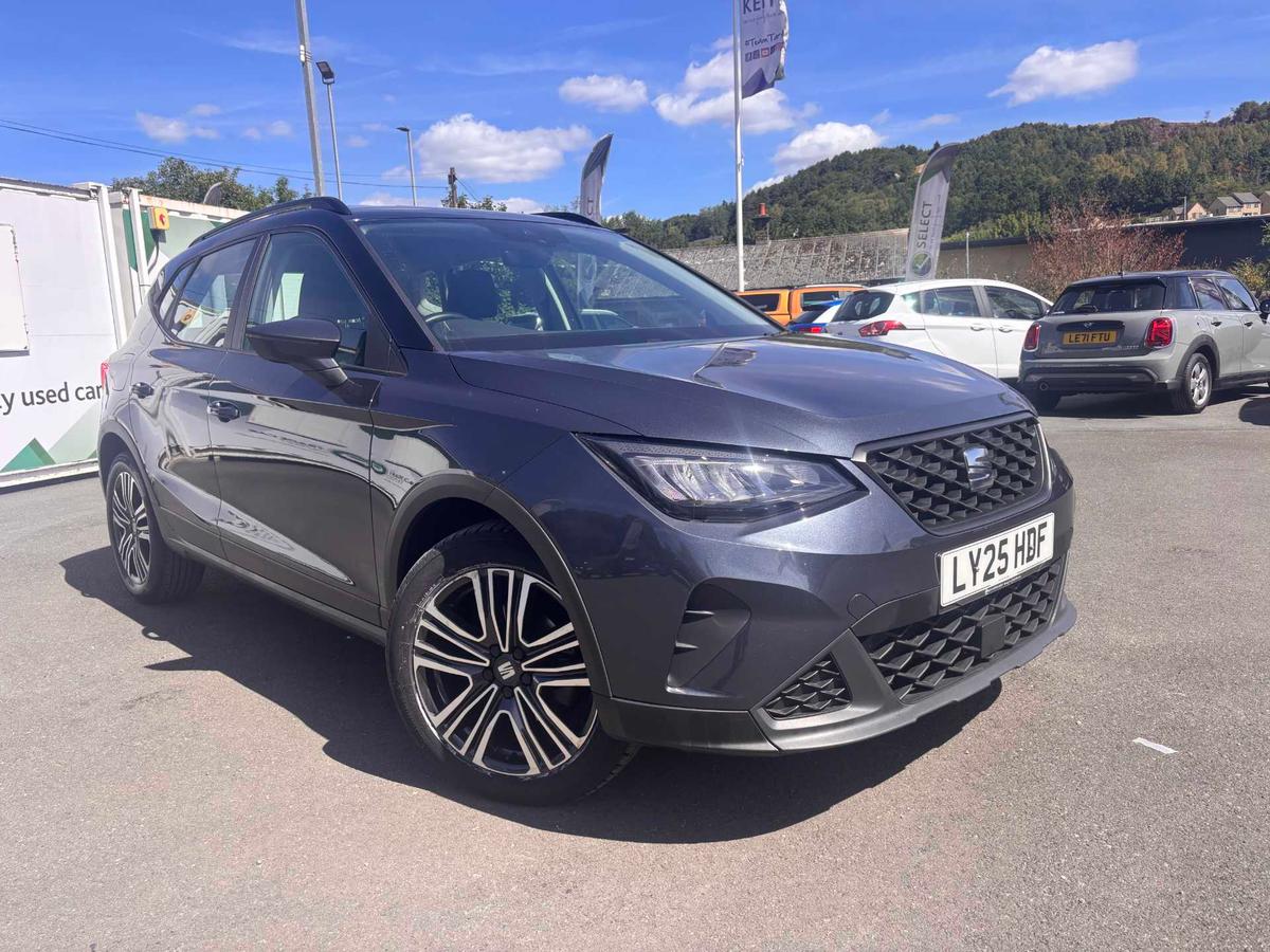 Main listing image - SEAT Arona
