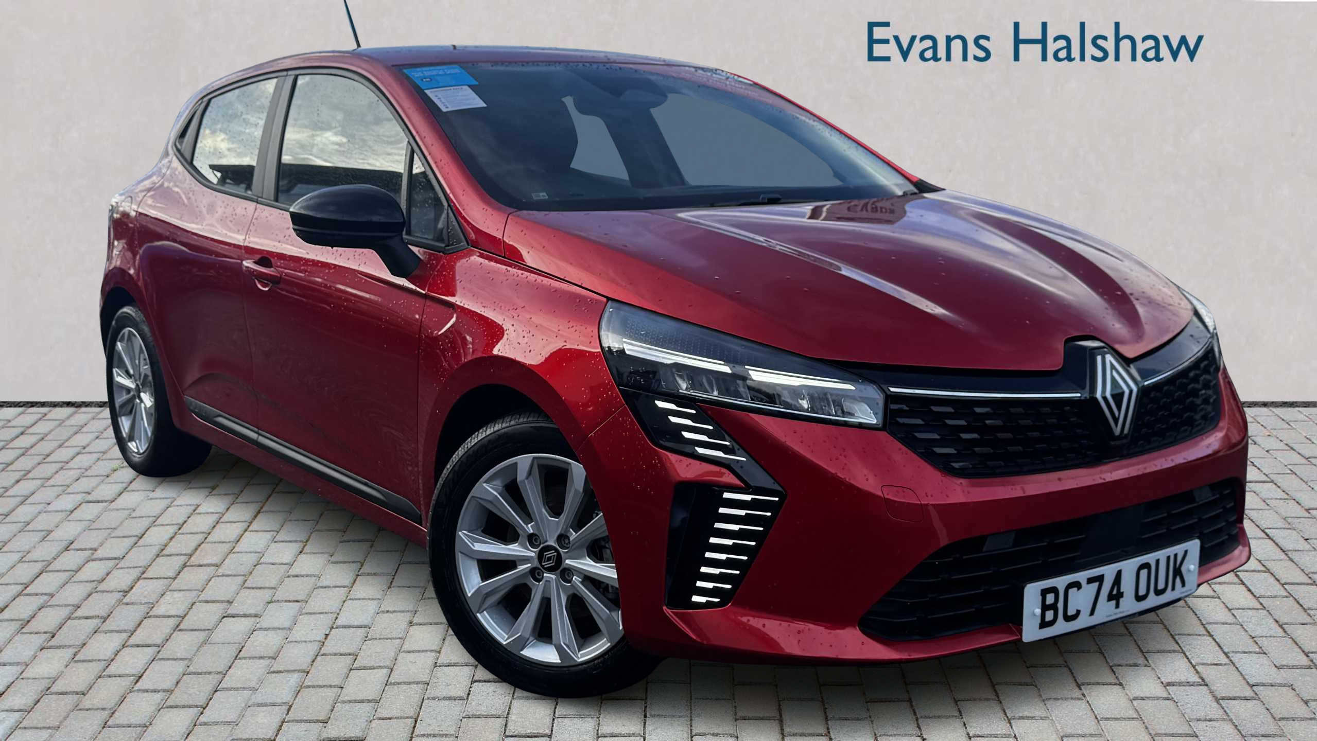 Main listing image - Renault Clio