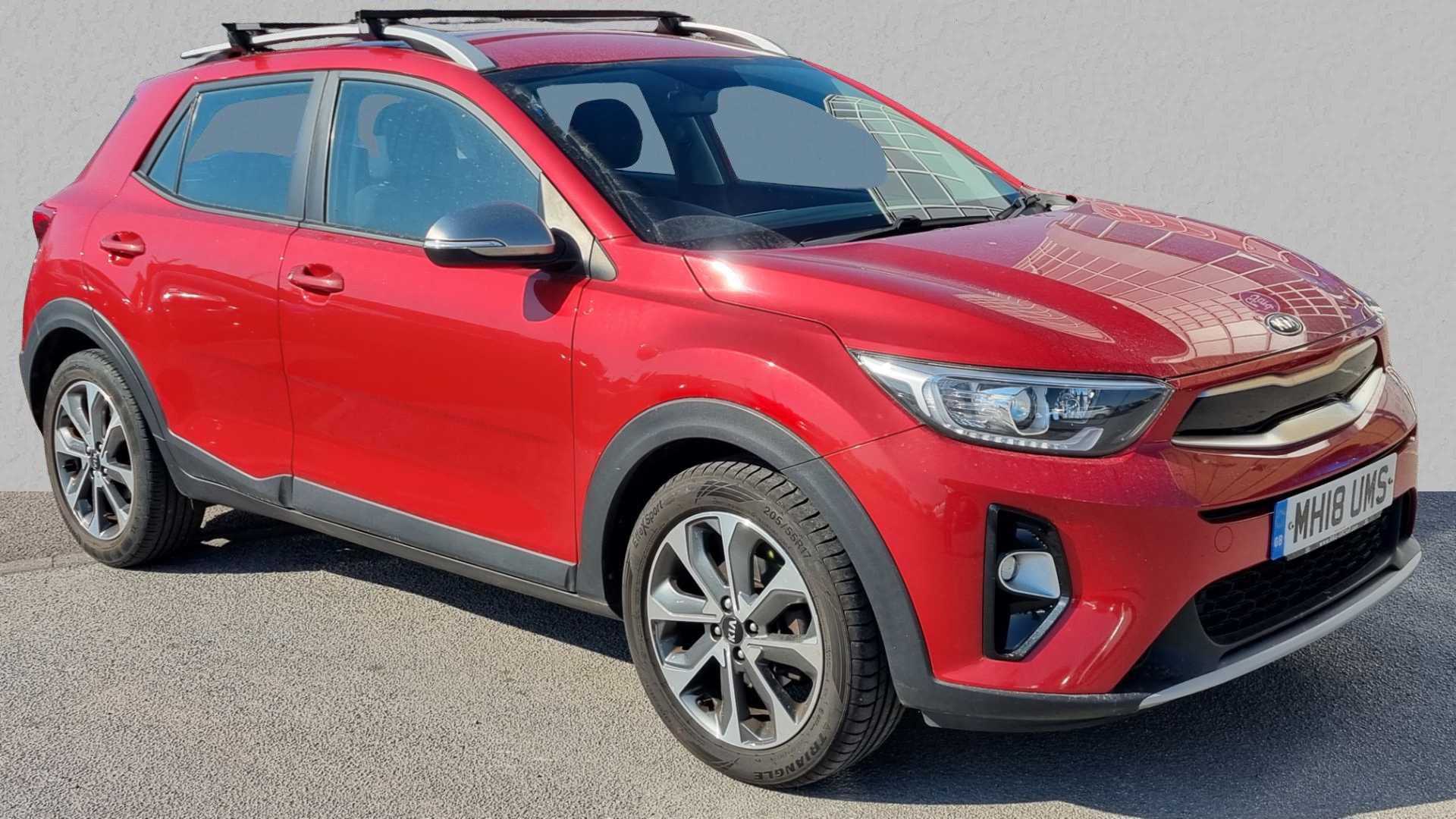 Main listing image - Kia Stonic