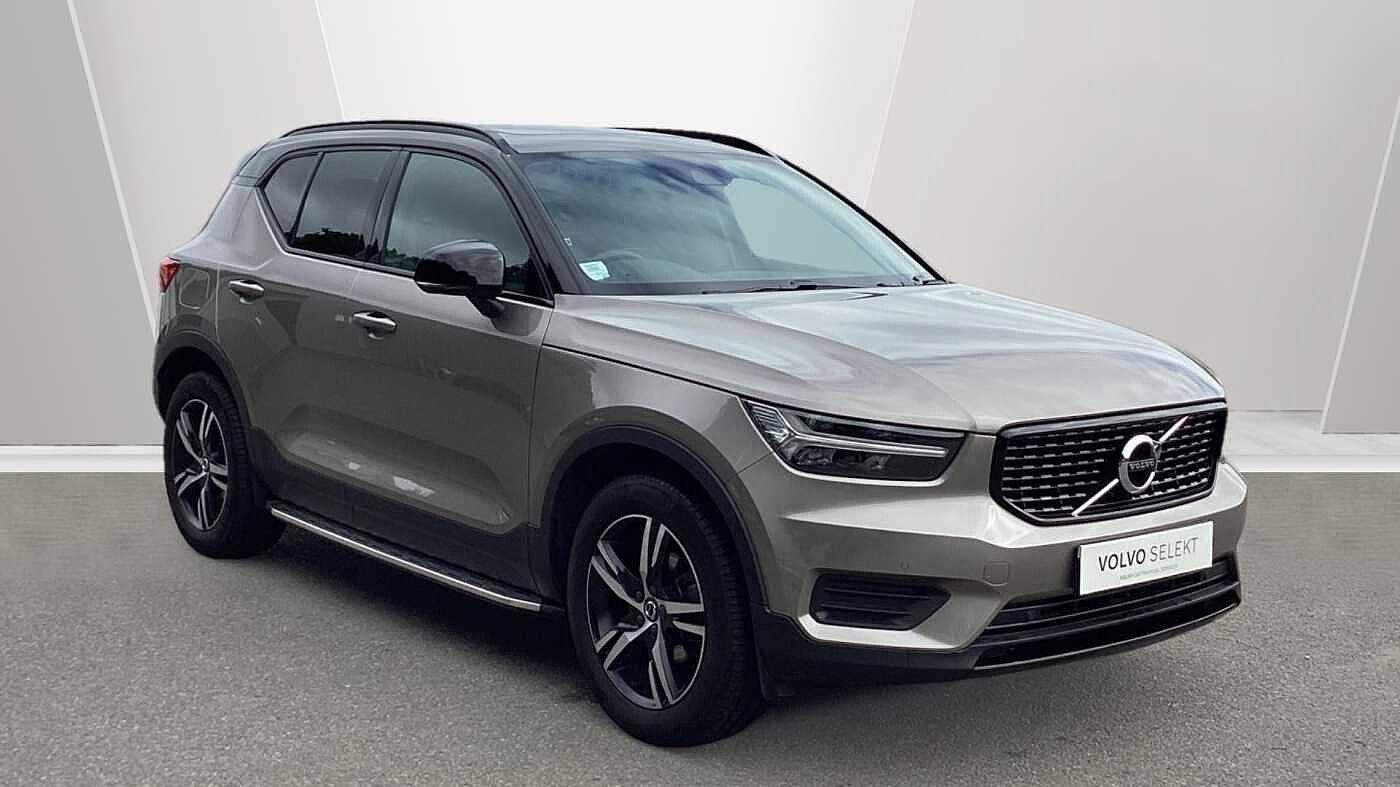 Main listing image - Volvo XC40