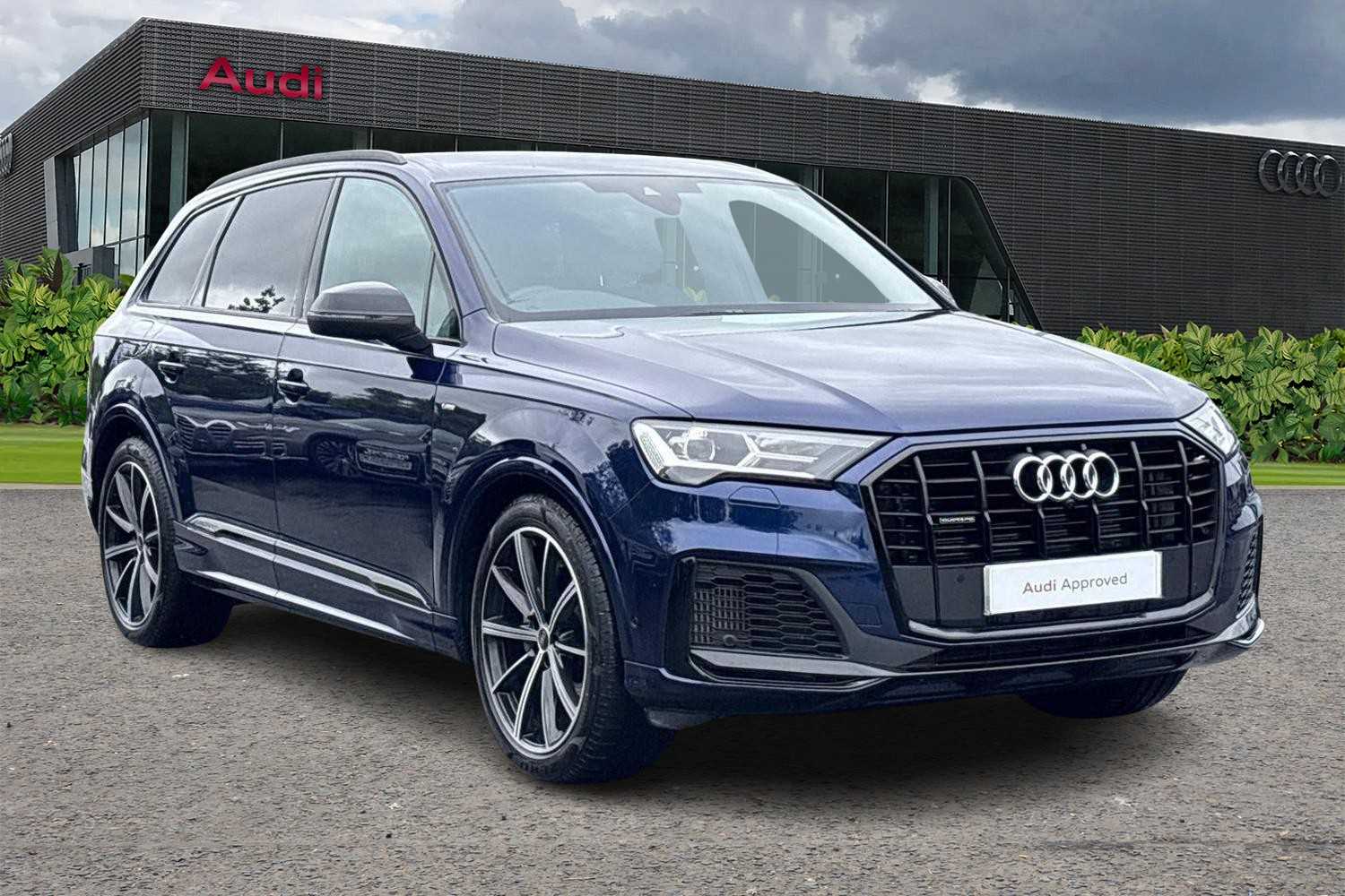 Main listing image - Audi Q7
