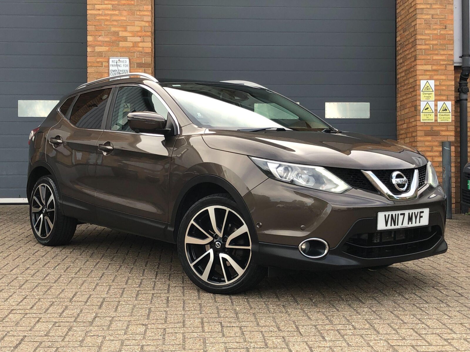 Main listing image - Nissan Qashqai