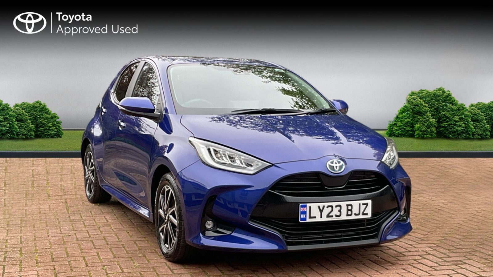 Main listing image - Toyota Yaris