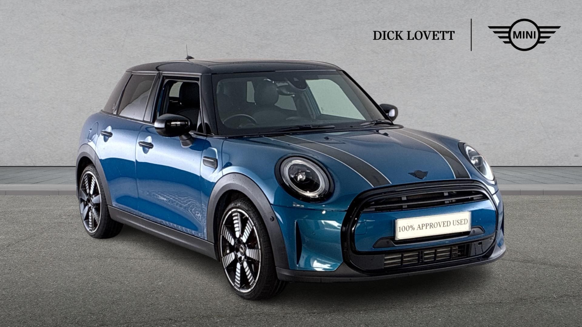 Main listing image - MINI Hatchback