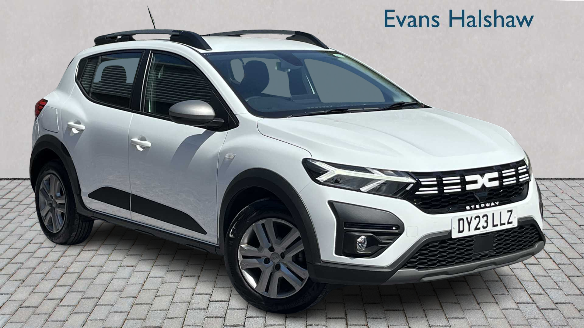 Main listing image - Dacia Sandero Stepway