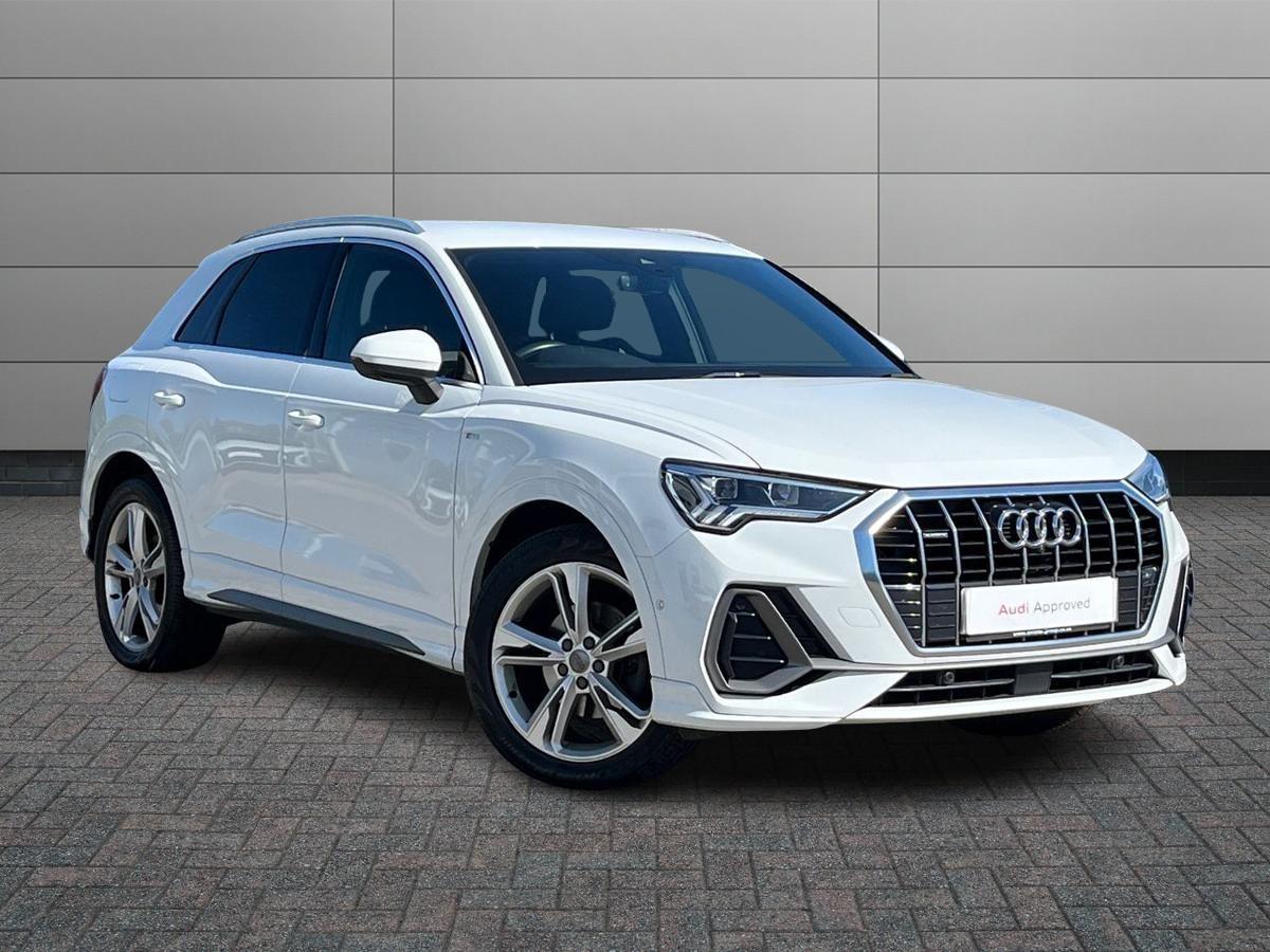 Main listing image - Audi Q3