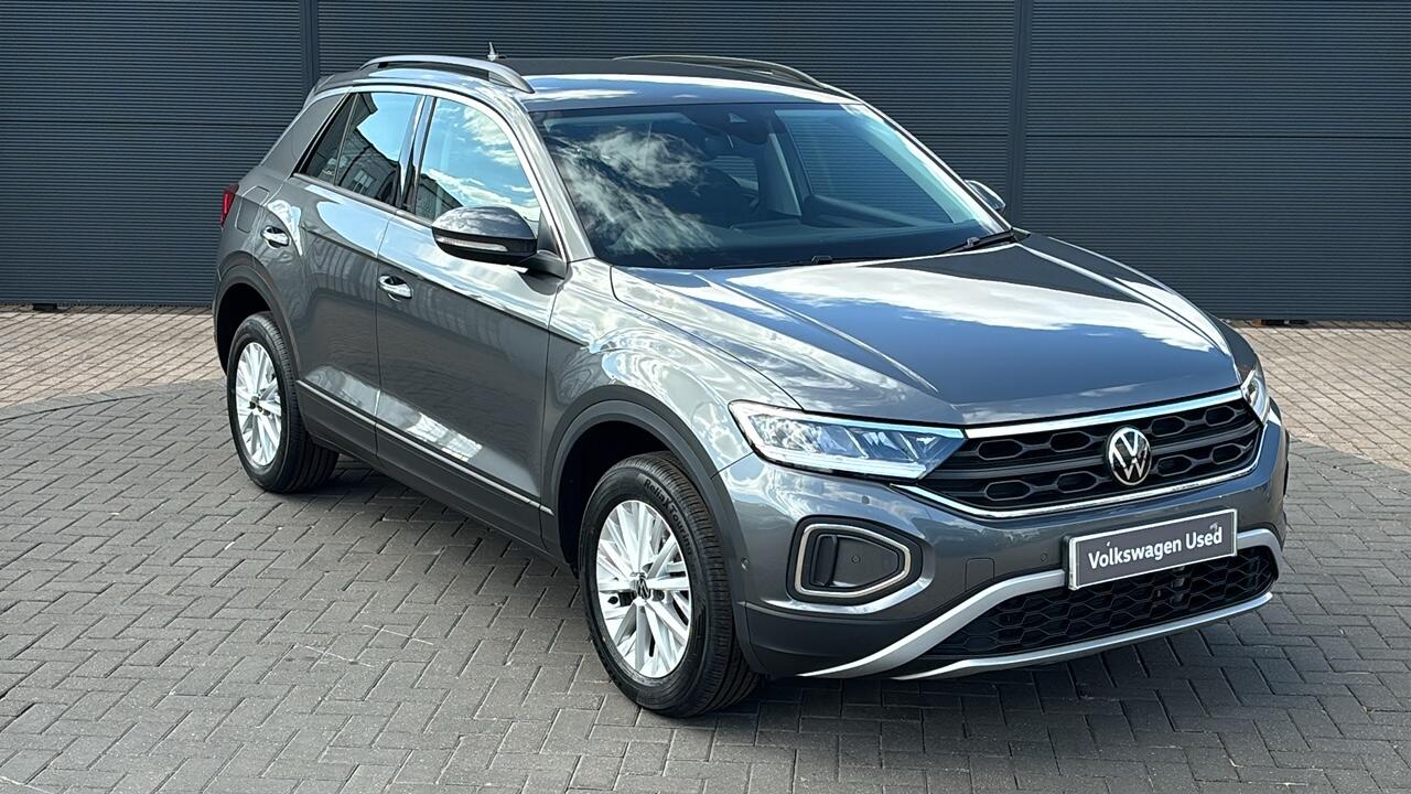 Main listing image - Volkswagen T-Roc