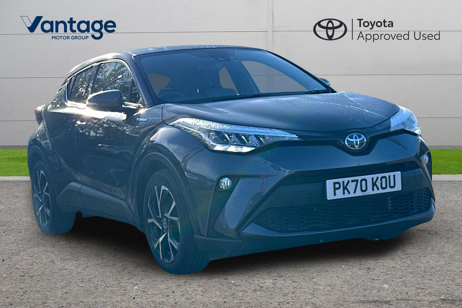 Main listing image - Toyota C-HR