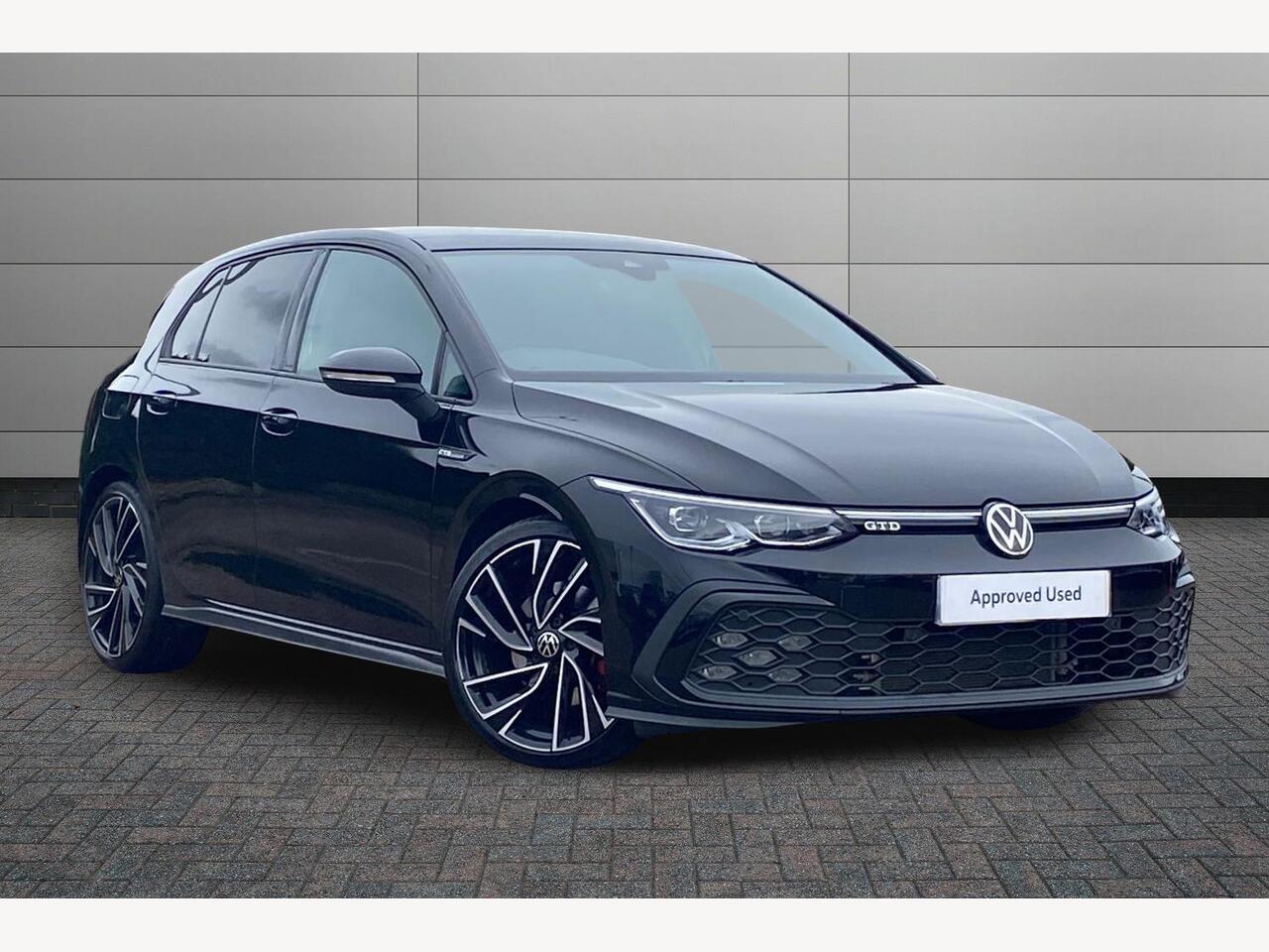 Main listing image - Volkswagen Golf