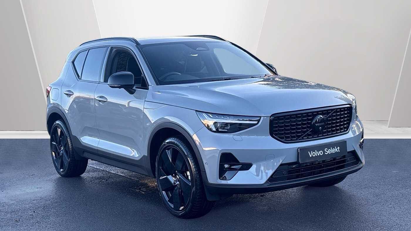 Main listing image - Volvo XC40