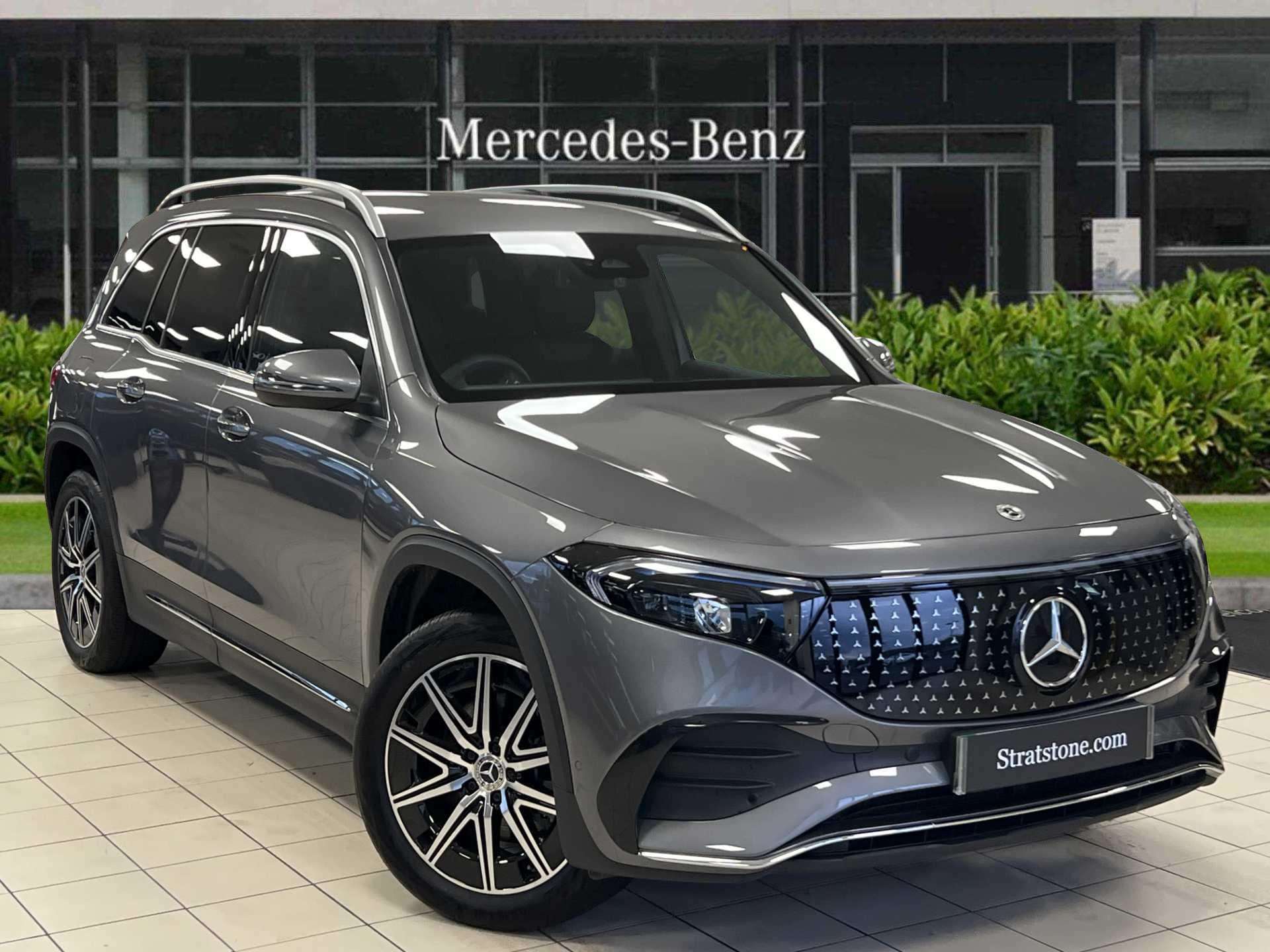 Main listing image - Mercedes-Benz EQB
