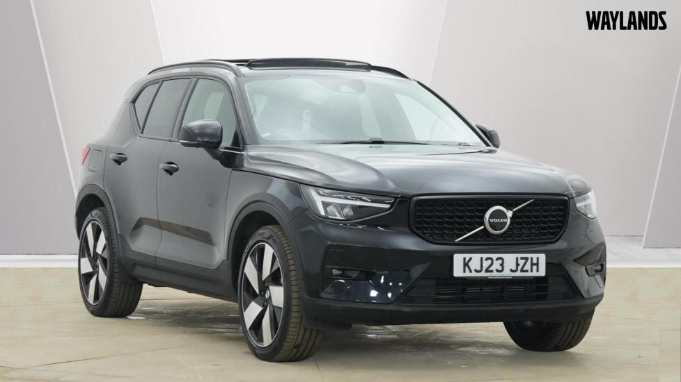 Main listing image - Volvo XC40 Recharge