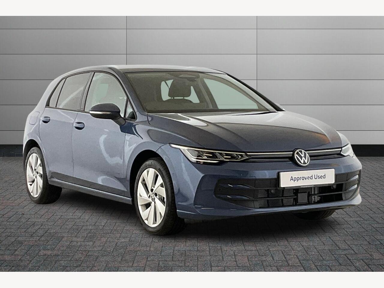 Main listing image - Volkswagen Golf