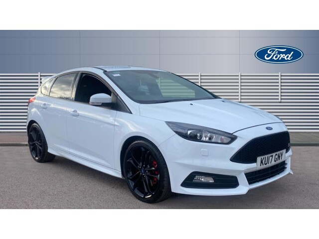 Main listing image - Ford Focus ST