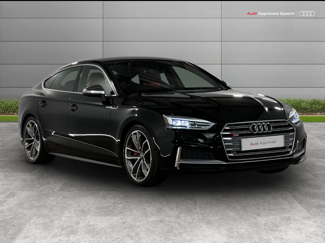 Main listing image - Audi S5