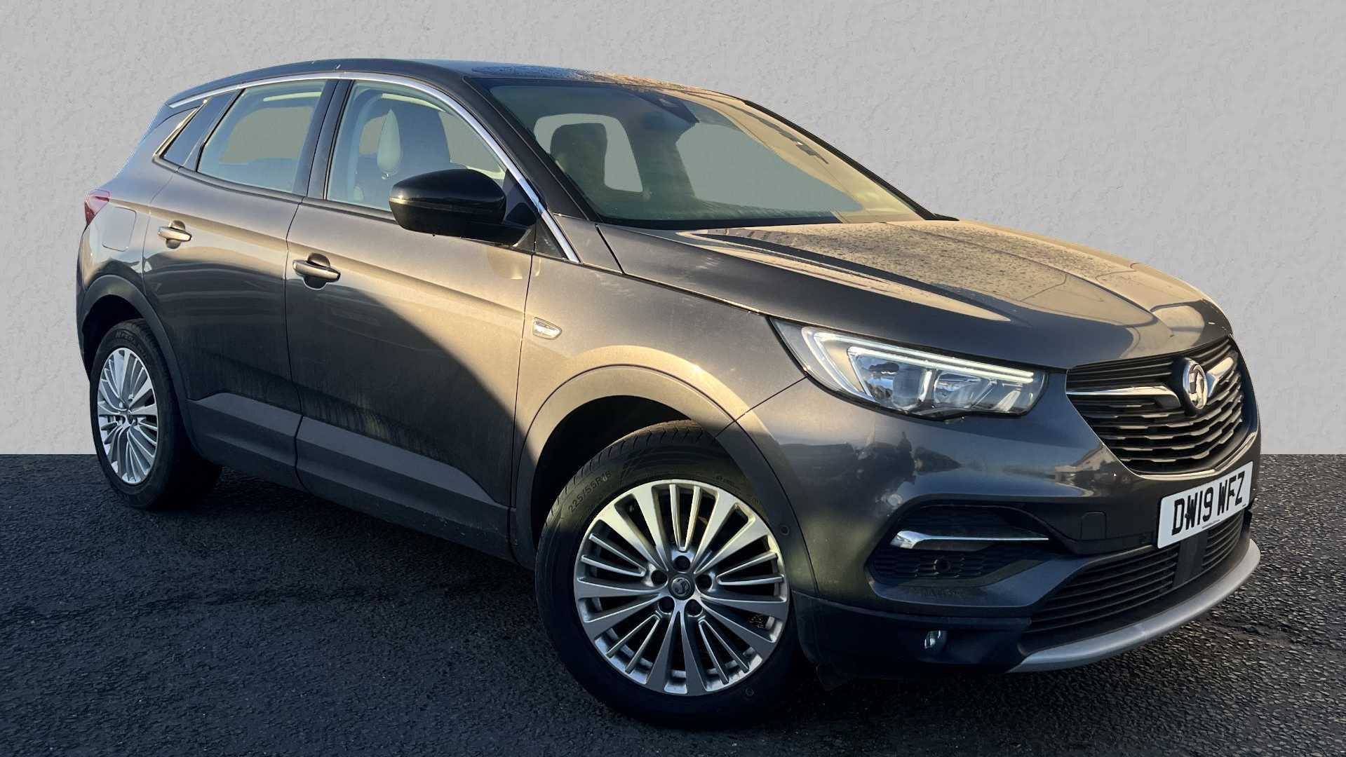 Main listing image - Vauxhall Grandland X